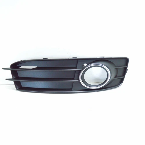 AUDI A3 8P RIGHT FOG LIGHT GRILLE 8P0807682F9B9 2010 - Picture 3 of 10
