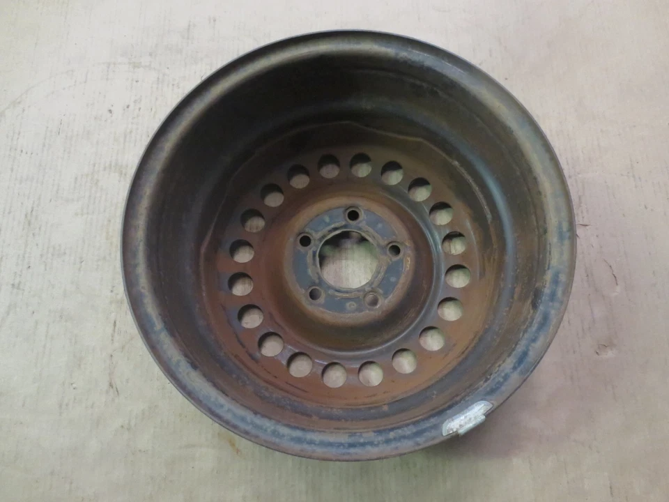 Buick Regal Lesabre Cadillac Oldsmobile aro de roda de aço 15" fabricante de equipamento original usado 8027 RNA - Imagem 4 de 4