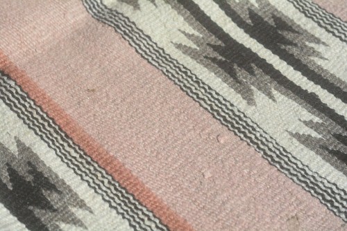 Vintage Large Navajo Handwoven Crystal Pattern Rug 65.5" x 49.5" - Picture 12 of 12