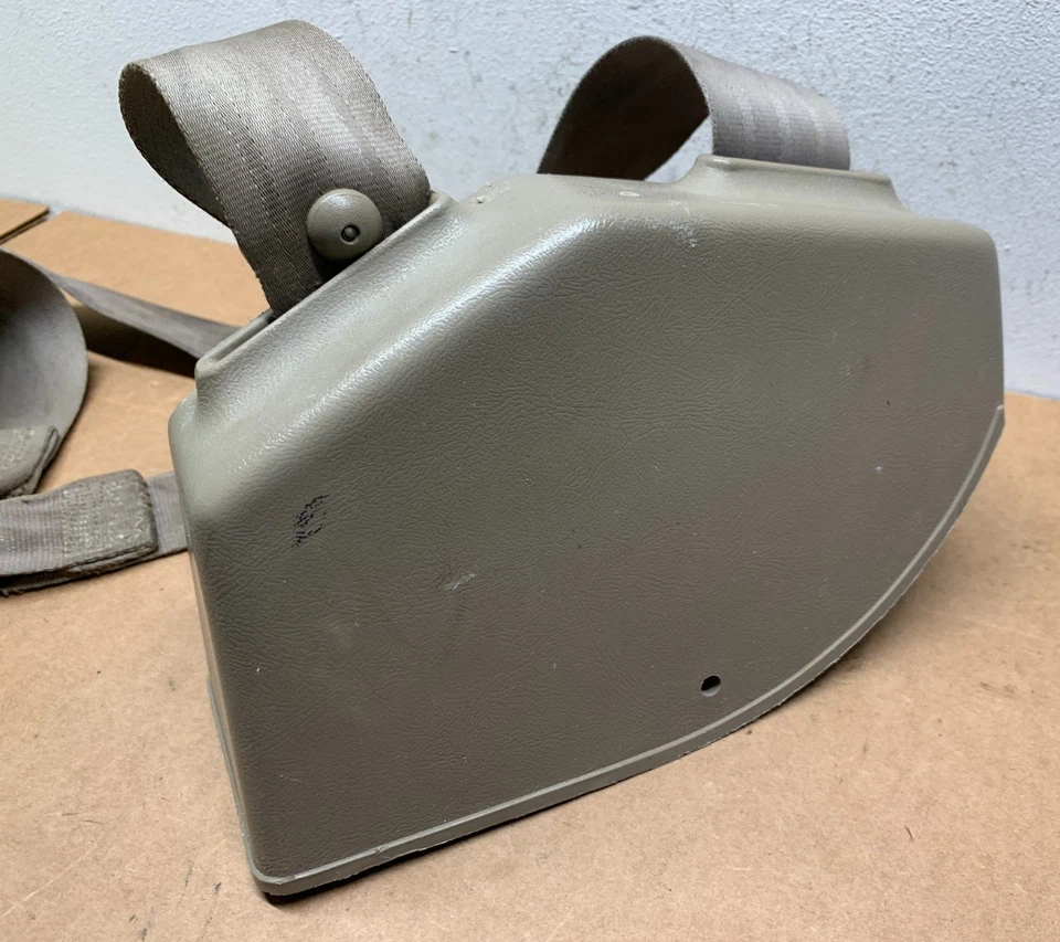 1988-1998 OBS Chevy GMC CK1500 Silverado Truck Driver Seatbelt Retractor Beige - Image 2 of 4