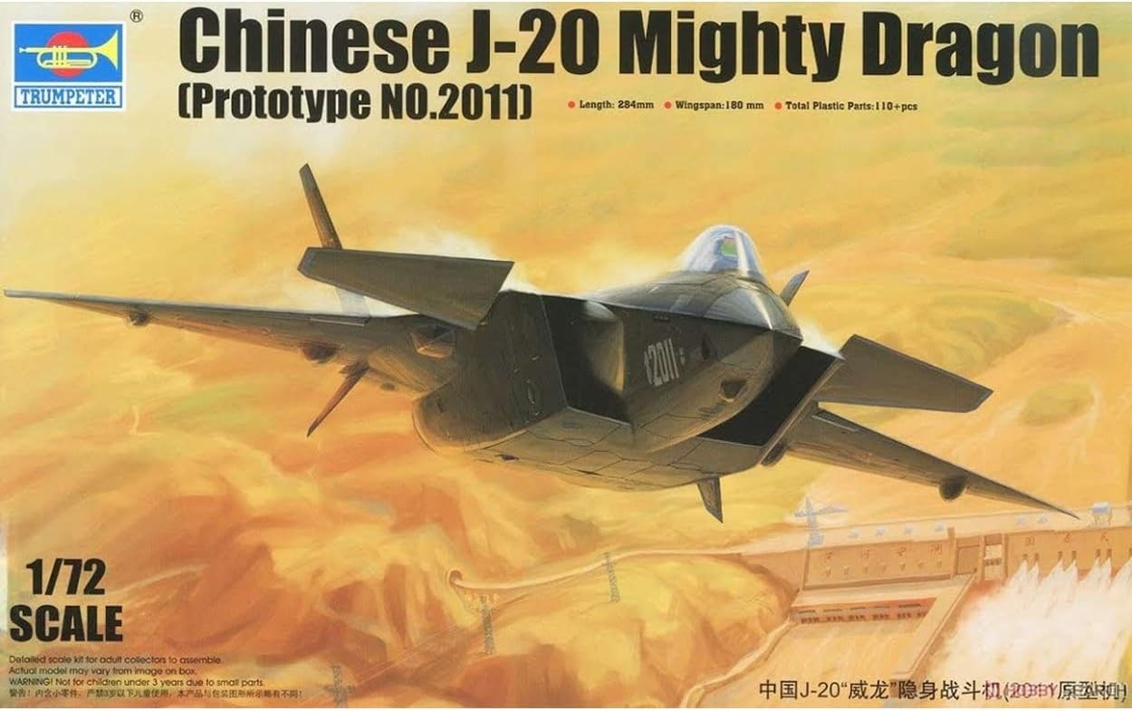 Maquette J-20 Mighty Dragon Trumpeter 1/72 pour assembler un avion furtif miniature