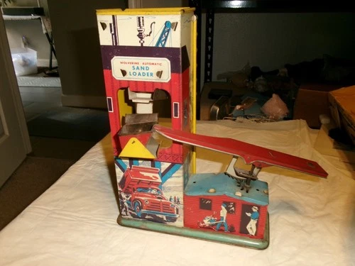 Vintage Wolverine Automatic Sand Loader Tin Litho Made in USA Toy Construction