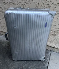 Rimowa Silver 2-wheels Carry Case Suitcase Pull tab 30” X 20” X 10” Aluminum