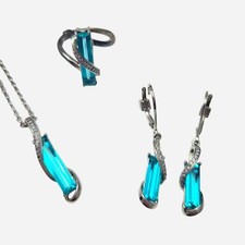 Aqua ELLE Jewelry bundle of earrings, necklace, and size 5 ring 100% Authentic