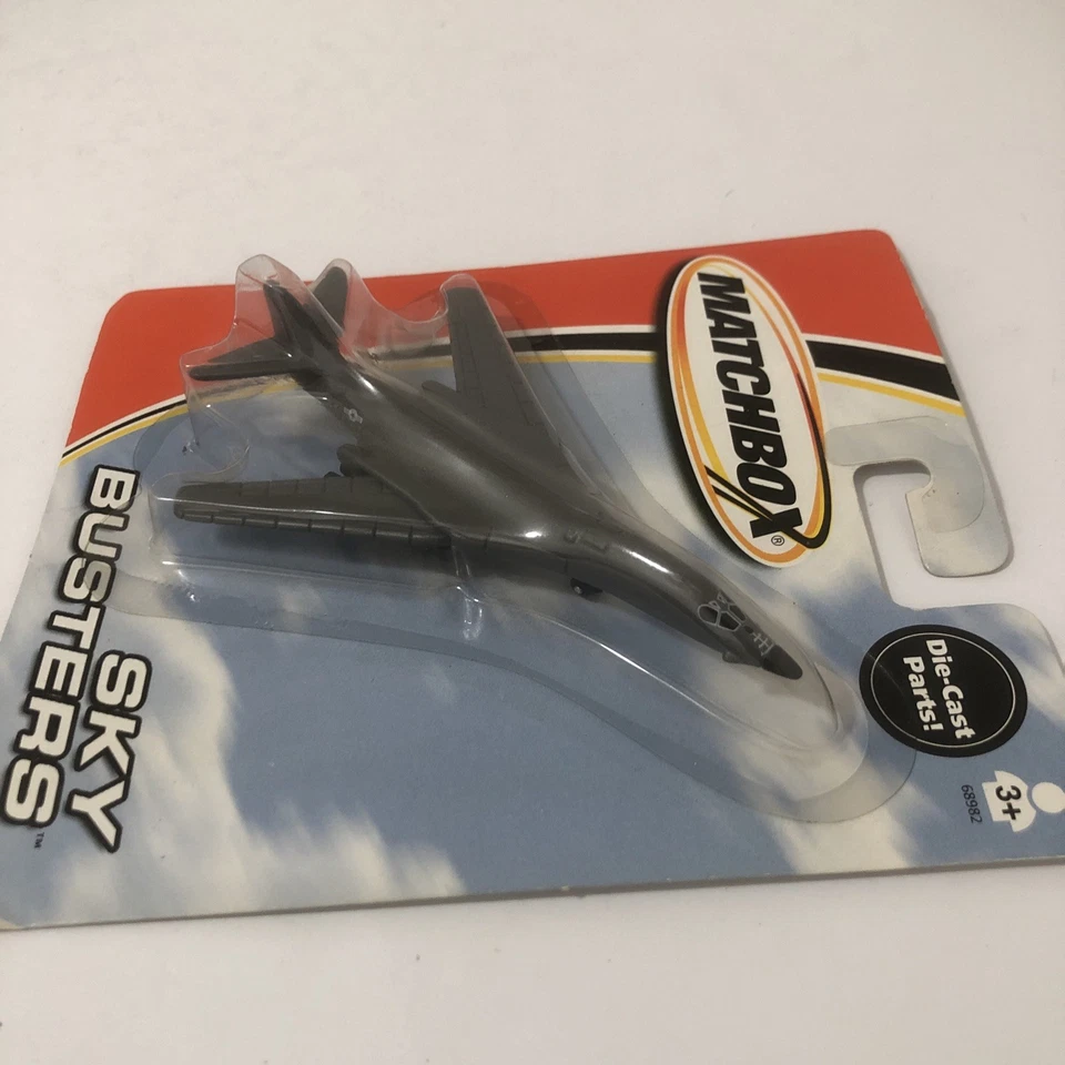 Vintage New 2005 Matchbox Sky Busters USAF Rockwell B-1B Lancer Bomber Sealed - Image 4 of 4