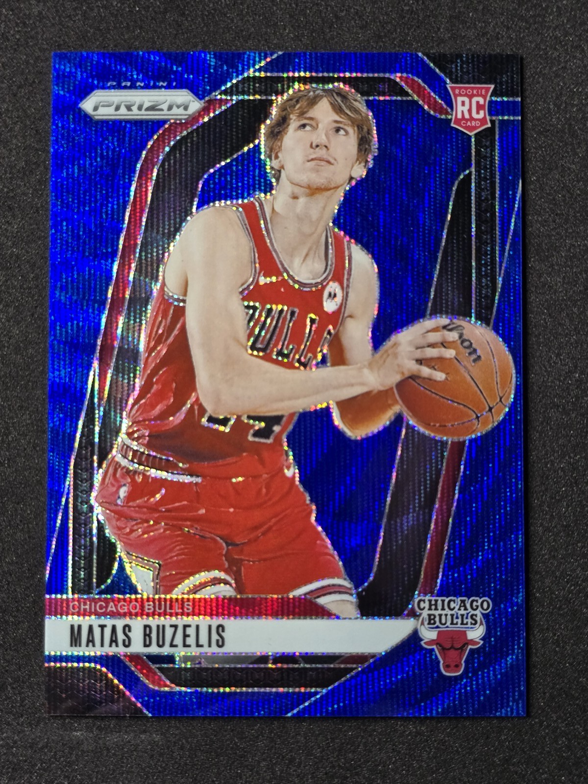 2024-25 Panini Prizm #252 Matas Buzelis Prizms Wave Blue #/125