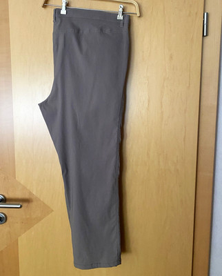 Damen Stoffhose taupe lang mit Taschen   
