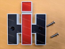 Grill EMBLEM for IH 756 806 826 856 1026 1206 1256 1456 2756 TRACTOR 2751847R1