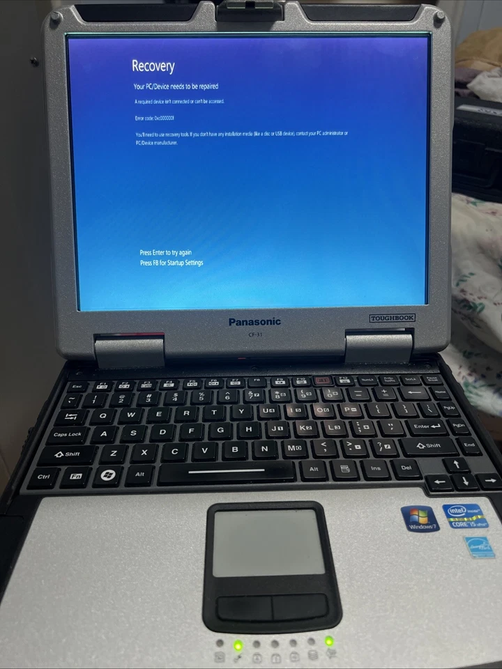 2 Panasonic Toughbook CF-31 And 1 Getac - Image 2 of 4