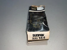 NEW VINTAGE SUNPAK AUTO 144 SHOE MOUNT FLASH PHOTOGRAPHY