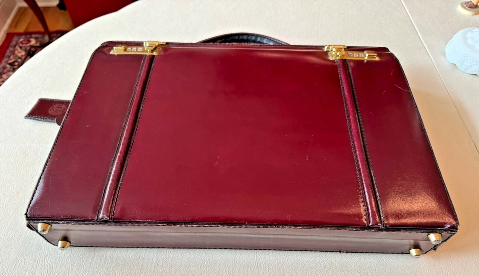 FRANZEN ~ Maletín de cuero de grano superior forrado de gamuza combo bloqueo accesorio años 80-exc. Foto 4 de 4