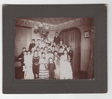 VTG Photo Victorian Children Group Photo Interior Snapshot Cabinet Card V5834