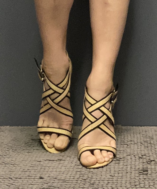 Charles Jourdan Paris Strappy Beige & Black High Heels Straw Sandals Size 7.5