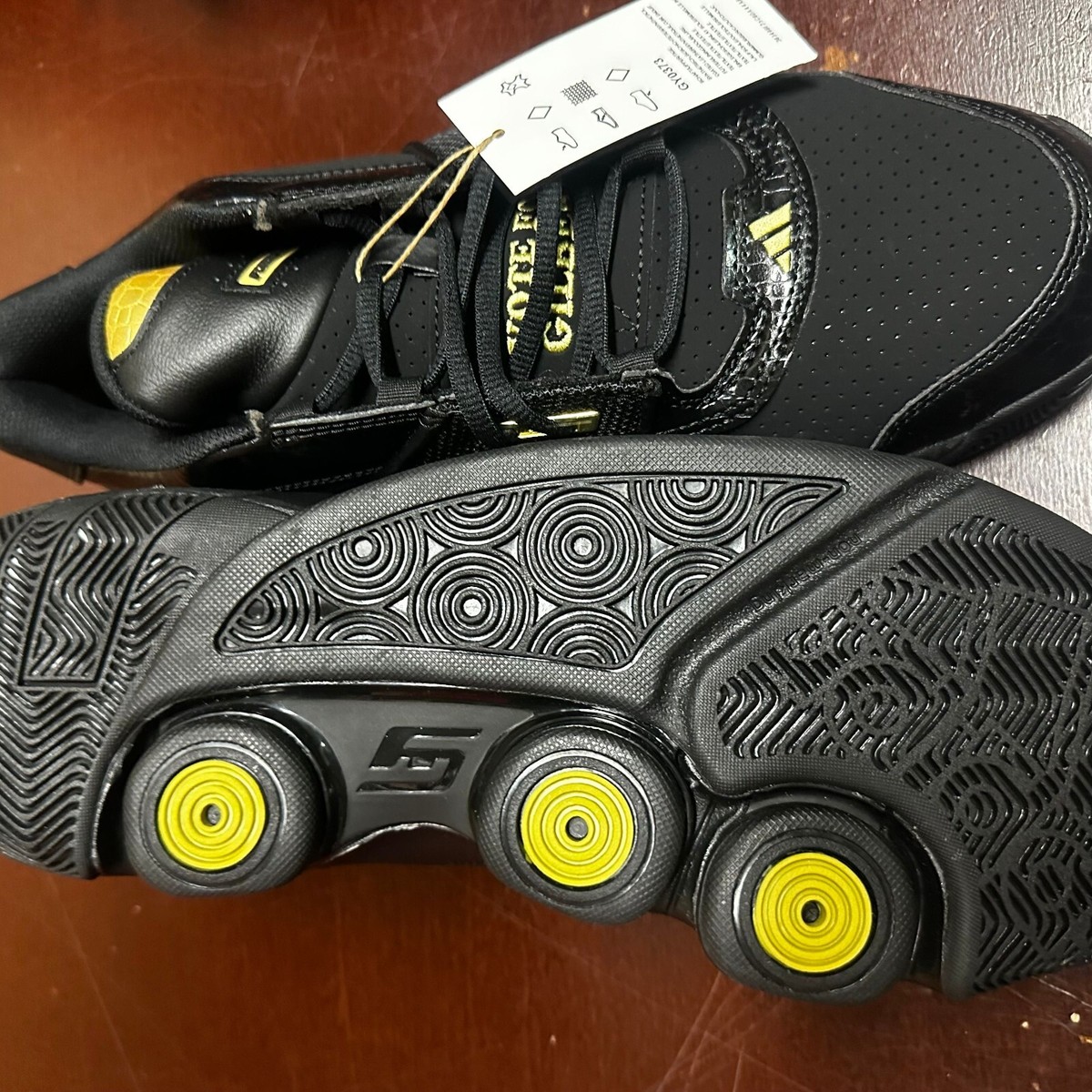 Adidas Unisex Adults Black Gold Agent Gil Restomod Basketball Shoes M12.5 W13.5 adidas Agent Gil Restomod  main image 2