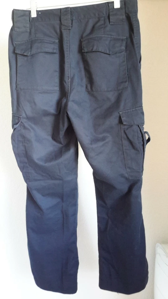 Pantalones Propper para mujer talla 8 azul marino Critical Response EMS entrepierna 30" usados Foto 3 de 4