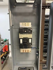 Square D Circuit Breaker Enclosure 1000 Amp Rated w/ 600 Amp MAL266001390