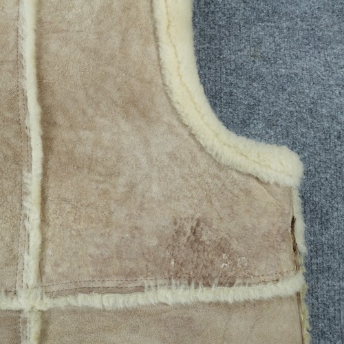 Genuine Sheepskin Shearling Vest Metal Zipper Vintage Medium Wool - Picture 16 of 18