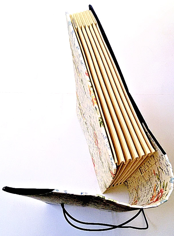 PORTADOCUMENTI a SOFFIETTO con 6 TASCHETTE by ARTENA MADE in ITALY VINTAGE '90s - Immagine 2 di 2