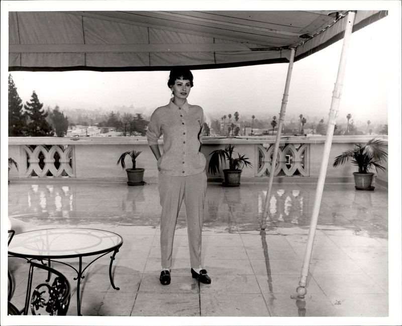 LMPE40 Original Charles Schneider Photo ACTRESS SOPHIA LOREN CHIC 1950s FASHION