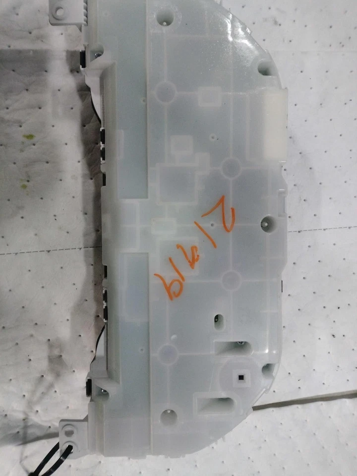 Used Speedometer Gauge fits: 2016 Toyota 4 runner cluster 4.0L MPH Limited 4x4 G - Image 2 of 4