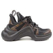 LOUIS VUITTON Patent Monogram Canvas Arclight Line Sneakers From Japan