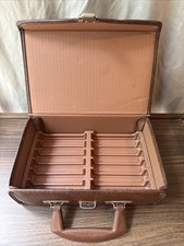 Service MFG. CO. Made in USA 12 Cassette Case Brown Vinyl