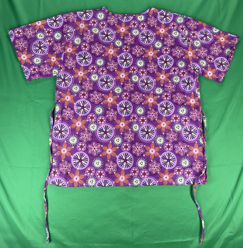 1X Purple Flower Patterned Carol's Scrub Top - Image 3 of 4