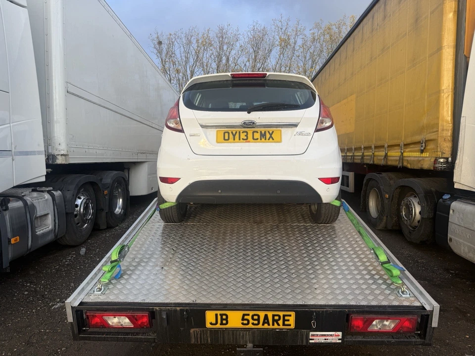 Ford Fiesta MK7.5 FROZEN WHITE BREAKING SPARES 2013-2017 - Image 4 of 4
