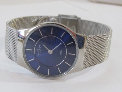 Skagen Blue Dial 233SSSN Stainless Mesh Band Women's Watch NEEDS Battery