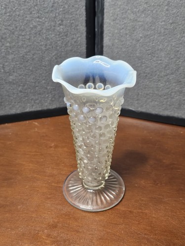 Vintage Anchor Hocking Mondstein opalisierende Schuhnagel kannelierte Vase - Bild 2 von 5