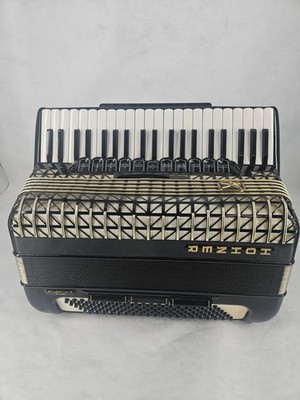 Hohner piano accordion atlantic IV