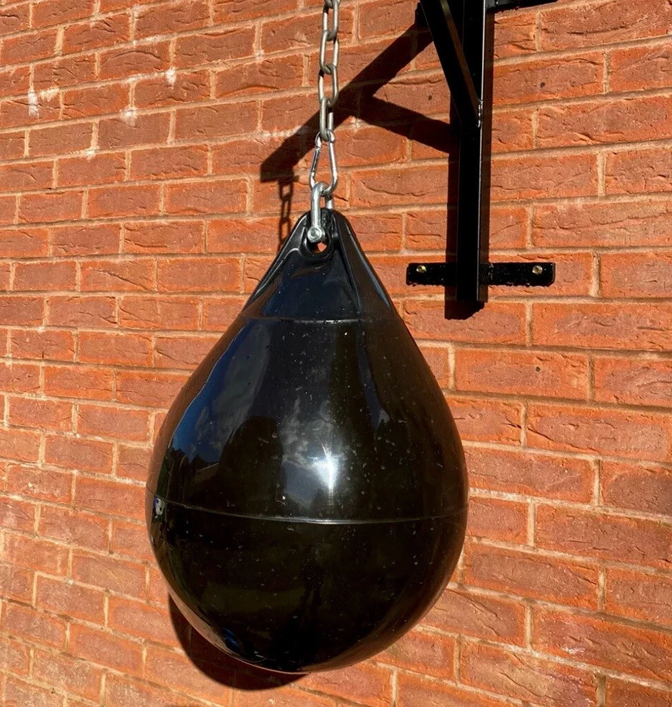 Share more than 140 water heavy bag vs traditional latest 3tdesign.edu.vn