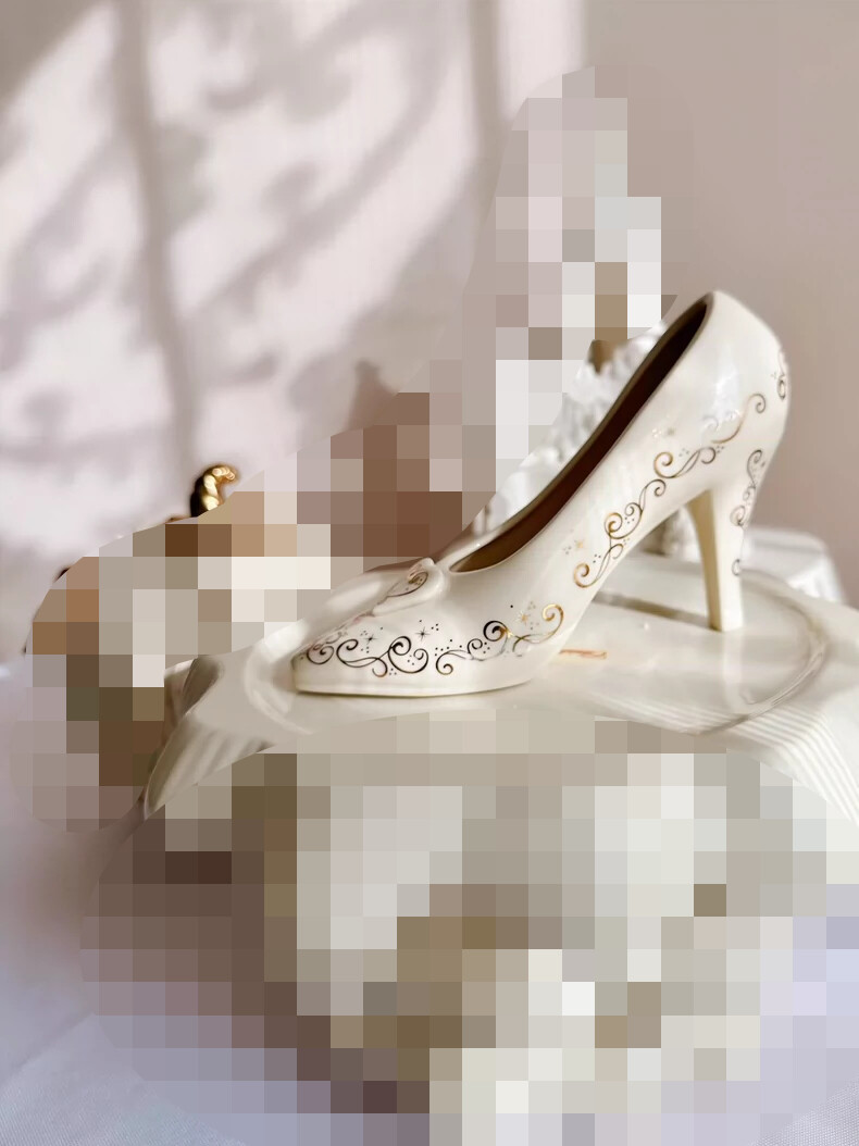 LENOX Disney Cinderella's Flipper Ring Holder Sculpture Vintage Figurine Statue