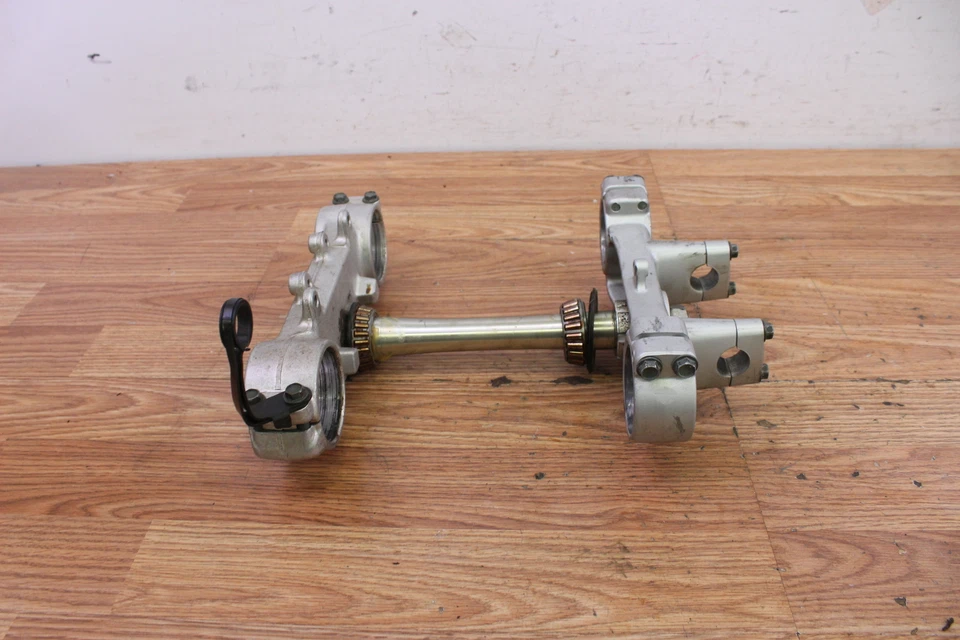 Yamaha YZ250F YZ 250 F 2003 abrazaderas triples/árboles Foto 4 de 4