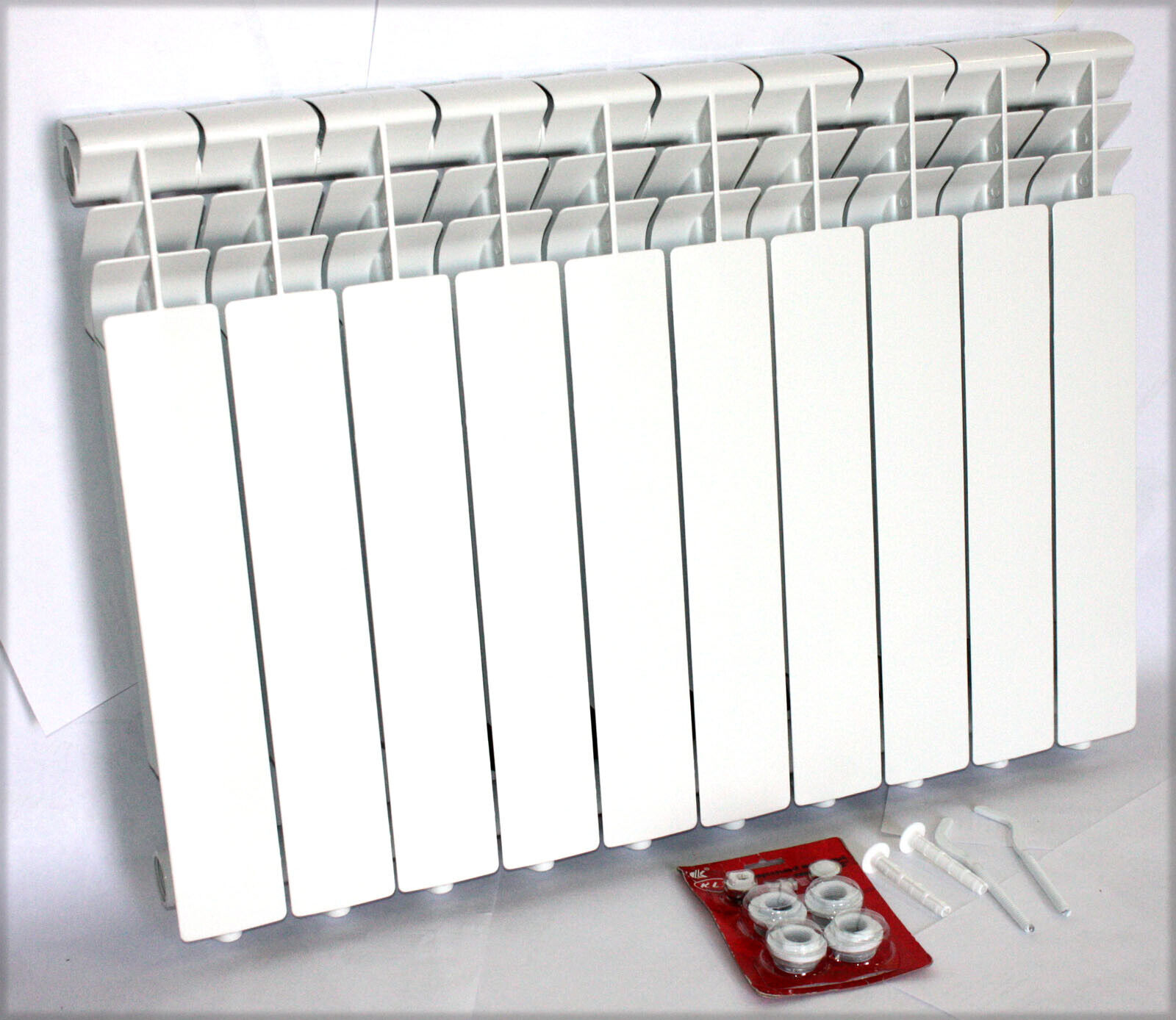 Warma радиаторы биметаллические. Тепловой барьер Биметалл. 14 BTU радиатор. Heating Radiator.