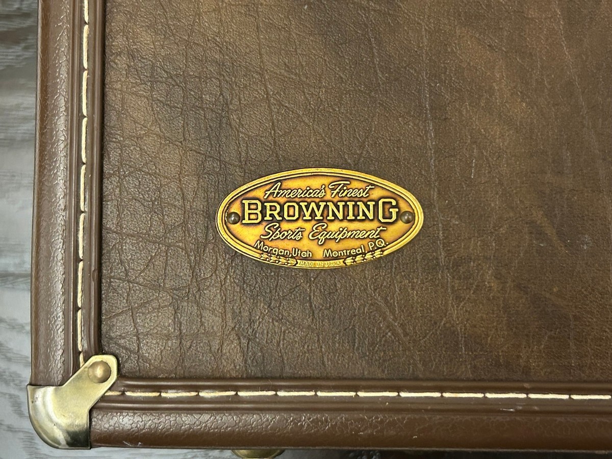 Browning 1915 Rifle Case, Fits Rifles up to 46