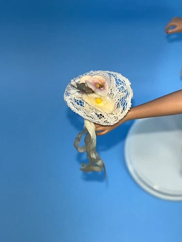 Vintage Barbie Doll 987 Orange Blossom Flower Bouquet Accessory