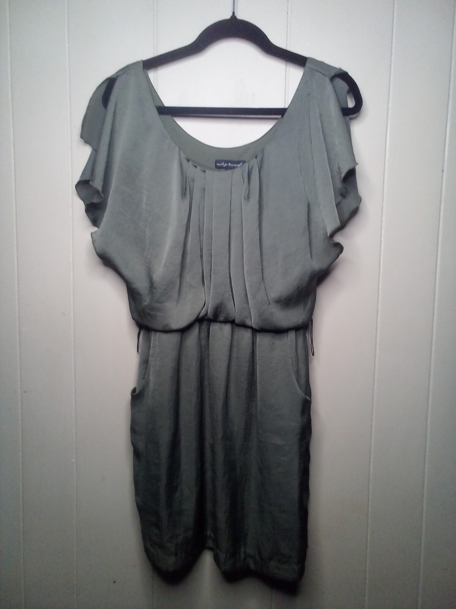 City Triangles Dress M Short Sleeve Pockets Green