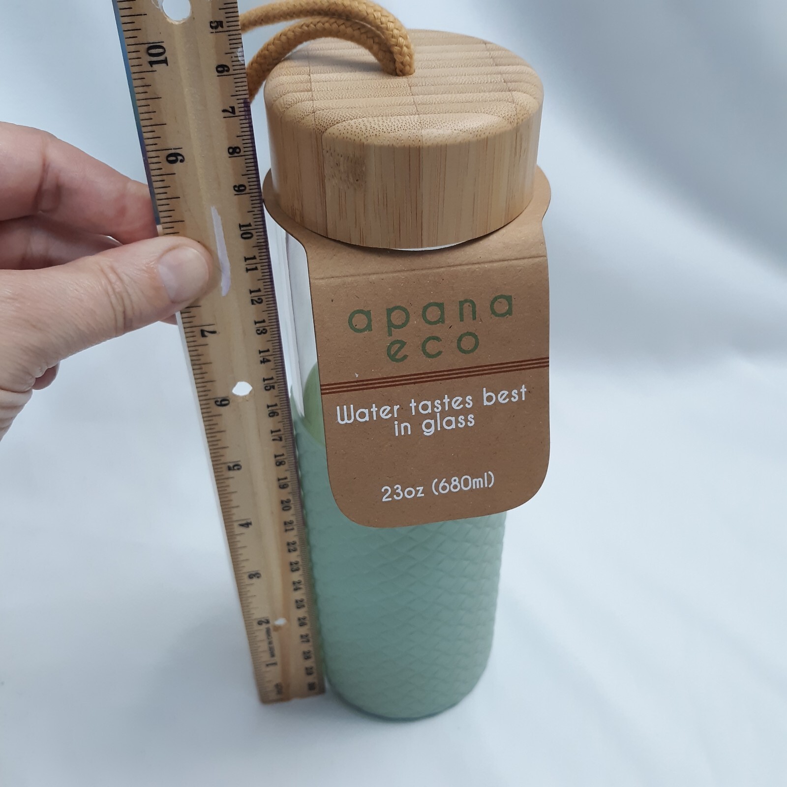 Apana Eco Half Sleeve Glass Water Bottle 23oz Wooden Top Light Green
