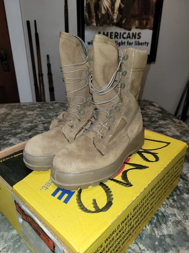 USGI Belleville FAFTW Flight Approved Combat Boots Women\'s Size 6 Regular