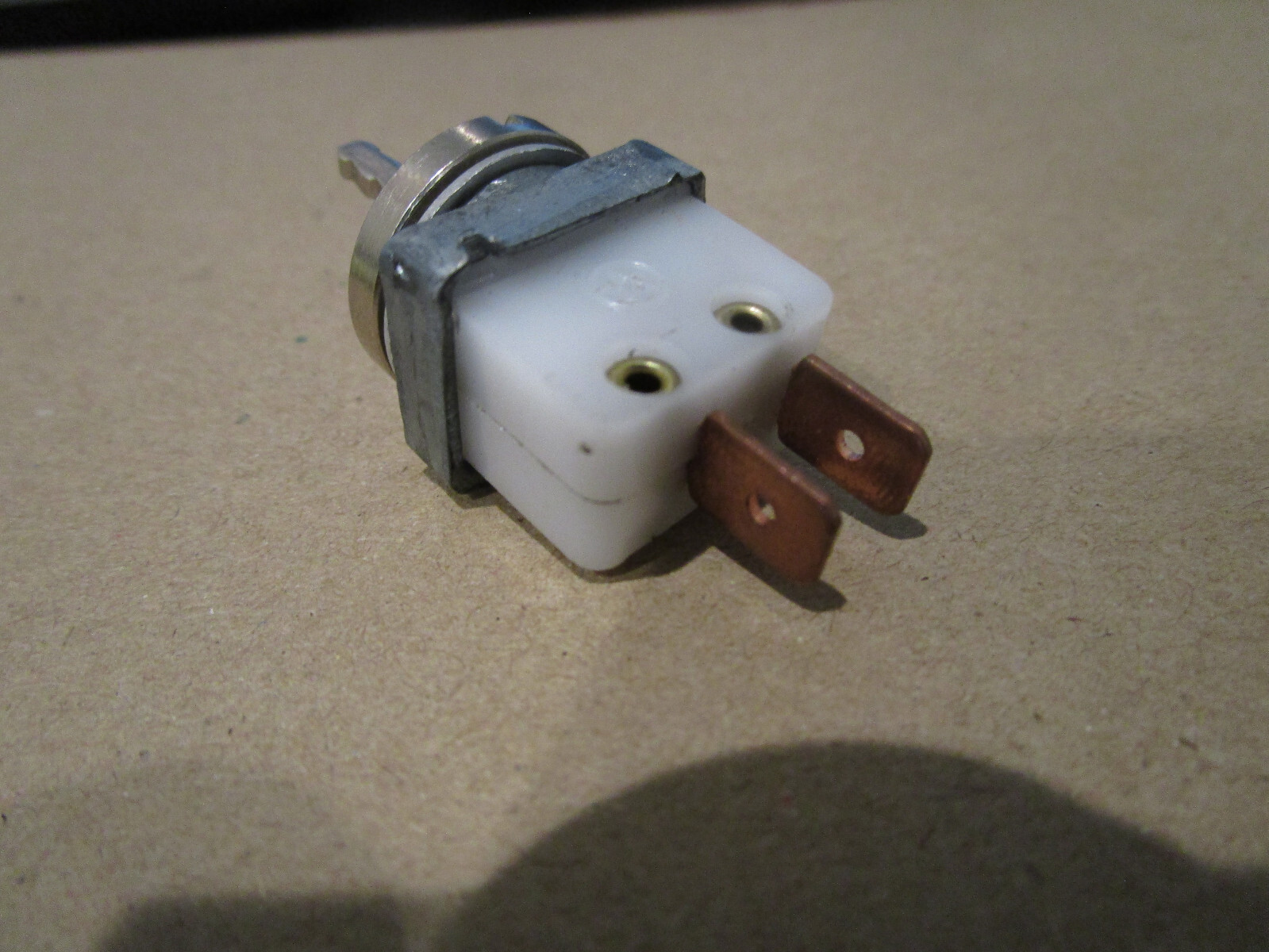 Ferrari 208,308,512 - Fog Light Switch (NEW) P/N 60053709