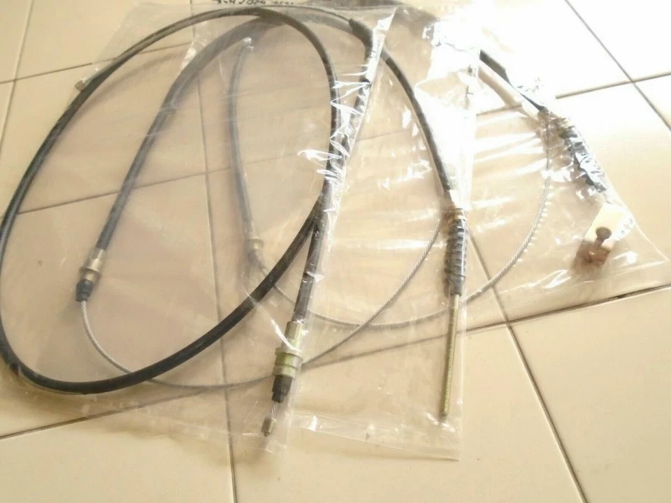  FIT DATSUN 720 1980-86 ( SHORT BED 4 HOOK ) PICKUP SET HAND PARKING BRAKE CABLE Foto 2 de 4