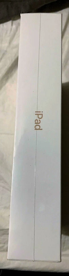 Brand New 2019 Apple iPad 7th Gen 10.2" 32GB WiFi Gold Model with 1y Warranty - Image 2 of 4
