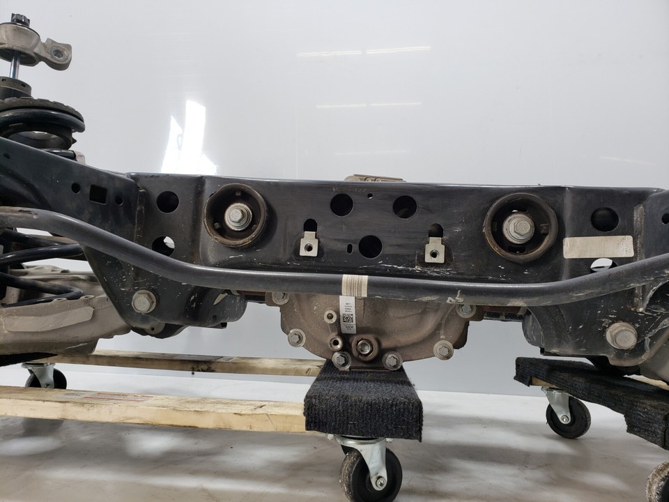 1823 OEM Ford Mustang GT Complete Rear Suspension Differential 3.15