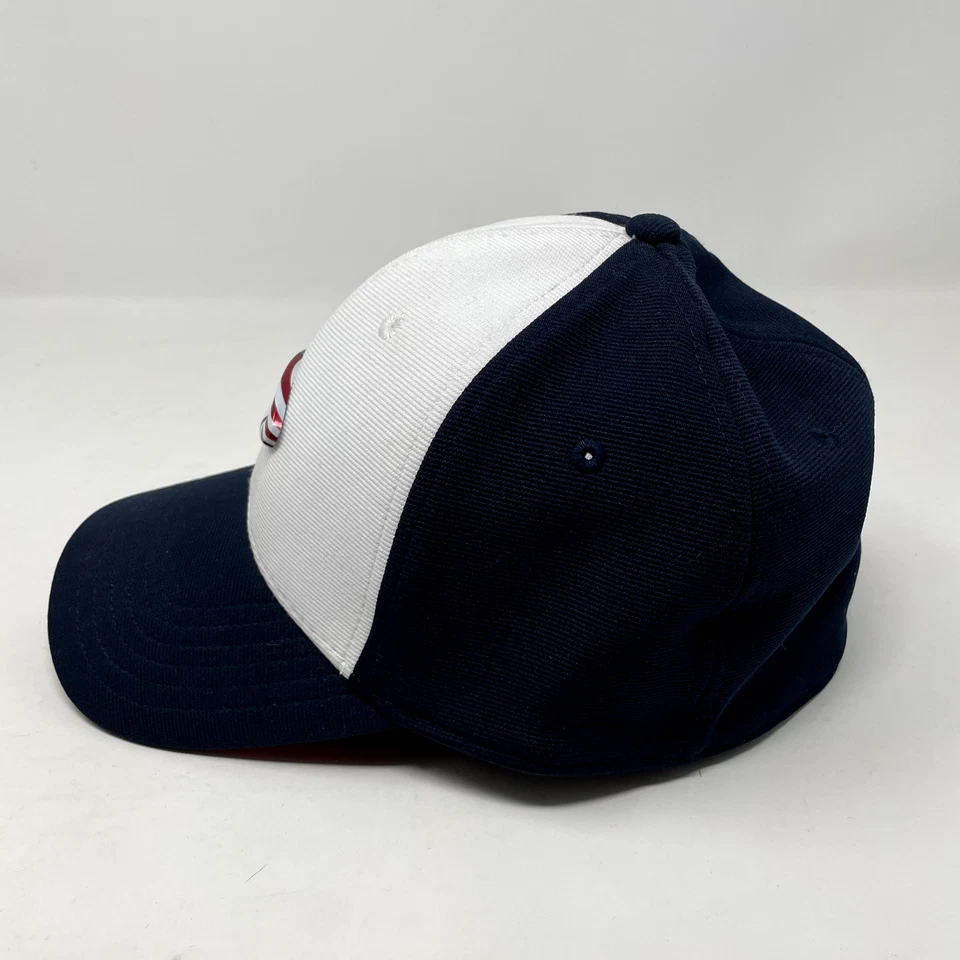 Gorra ajustada Oakley vintage talla S/M bandera estadounidense metal Gorpcore utilitaria Foto 3 de 4