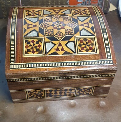 Vintage Arabeske Mosaik Geschenkbox, Schmuckschatulle, Kunst des Nahen Ostens