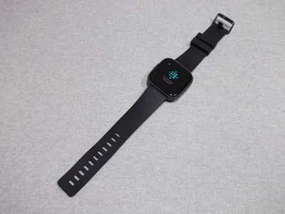 Fitbit Versa 2 Fitness Smartwatch FB507 (OHNE LADEGERÄT)