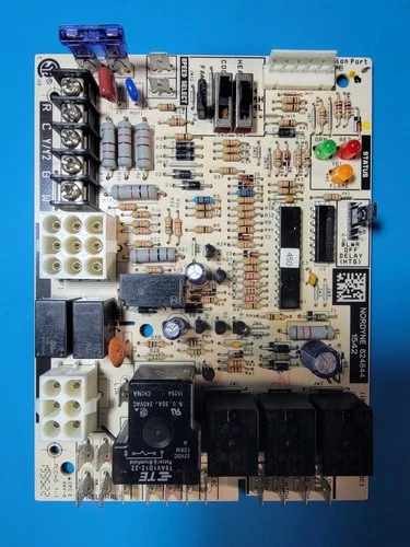 Nordyne 624844 Furnace Control Board 1182-201 1182-83-2003C