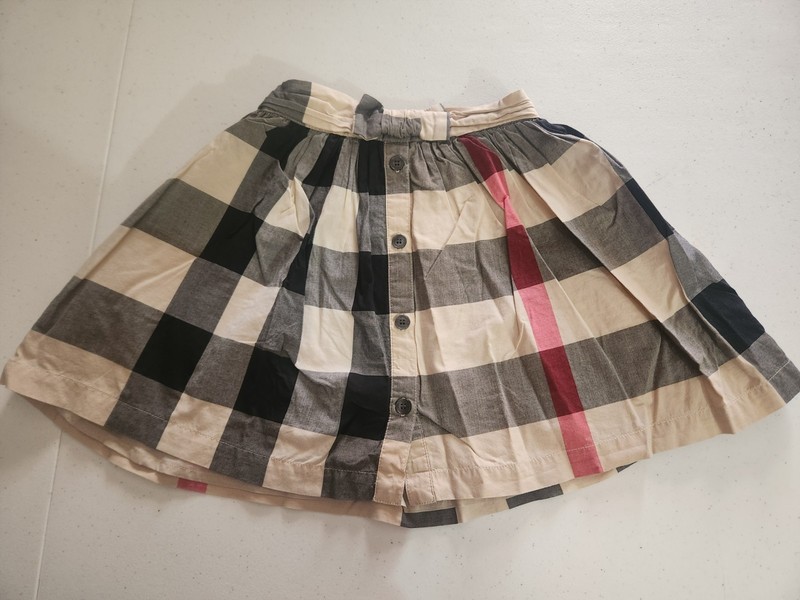Burberry Girls Beige Black Red Plaid Print Cotton Front Button Skirt Size 6Y