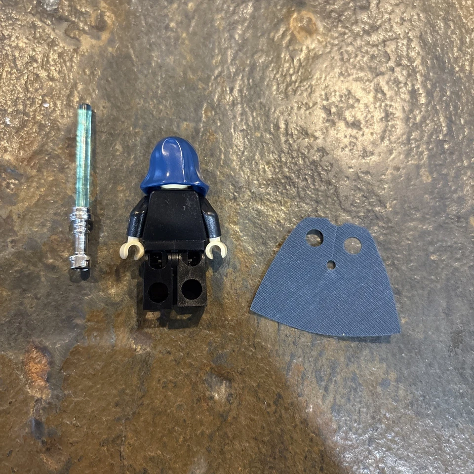 LEGO® Star Wars™ Barris Offee Jedi con minifigura de sable de luz - Lego 9491 Foto 2 de 2